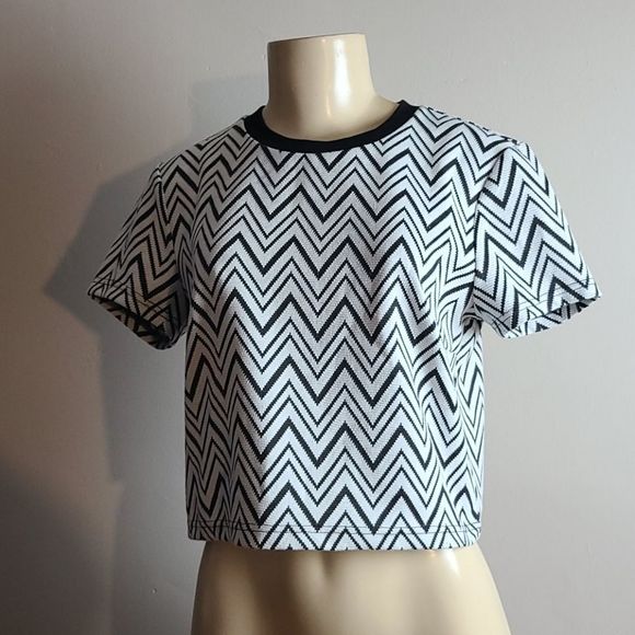 FOREVER21 Black & White Shirt Size M - Picture 2 of 7